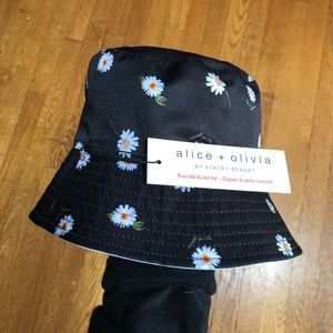 Alice + Olivia Reversible Bucket Hat